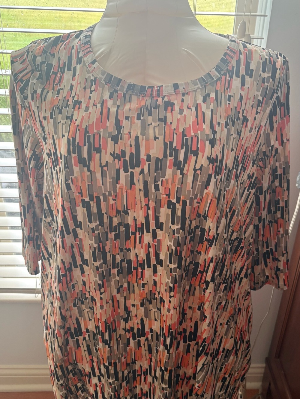 Claudia Ev Women’s 2X Abstract Print Tunic Top Coral Black Gray Made in Canada